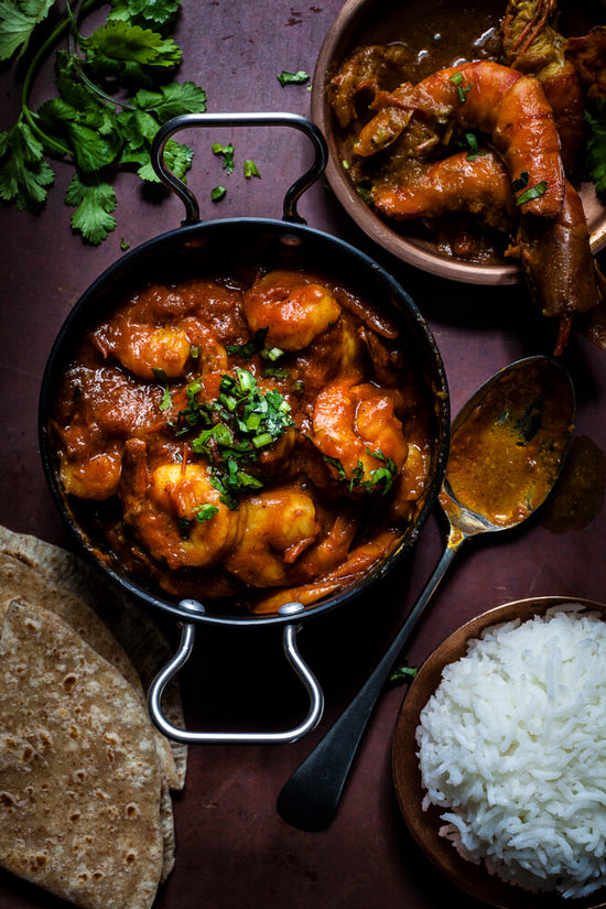 Honya, prawn curry Gujarati style in a kadhi, rice, chorka and rotli