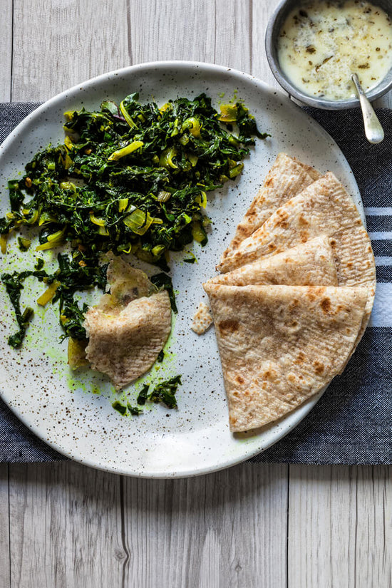 Bhaji nu shaak, spinach shaak with rotli and Gujarati kadhi